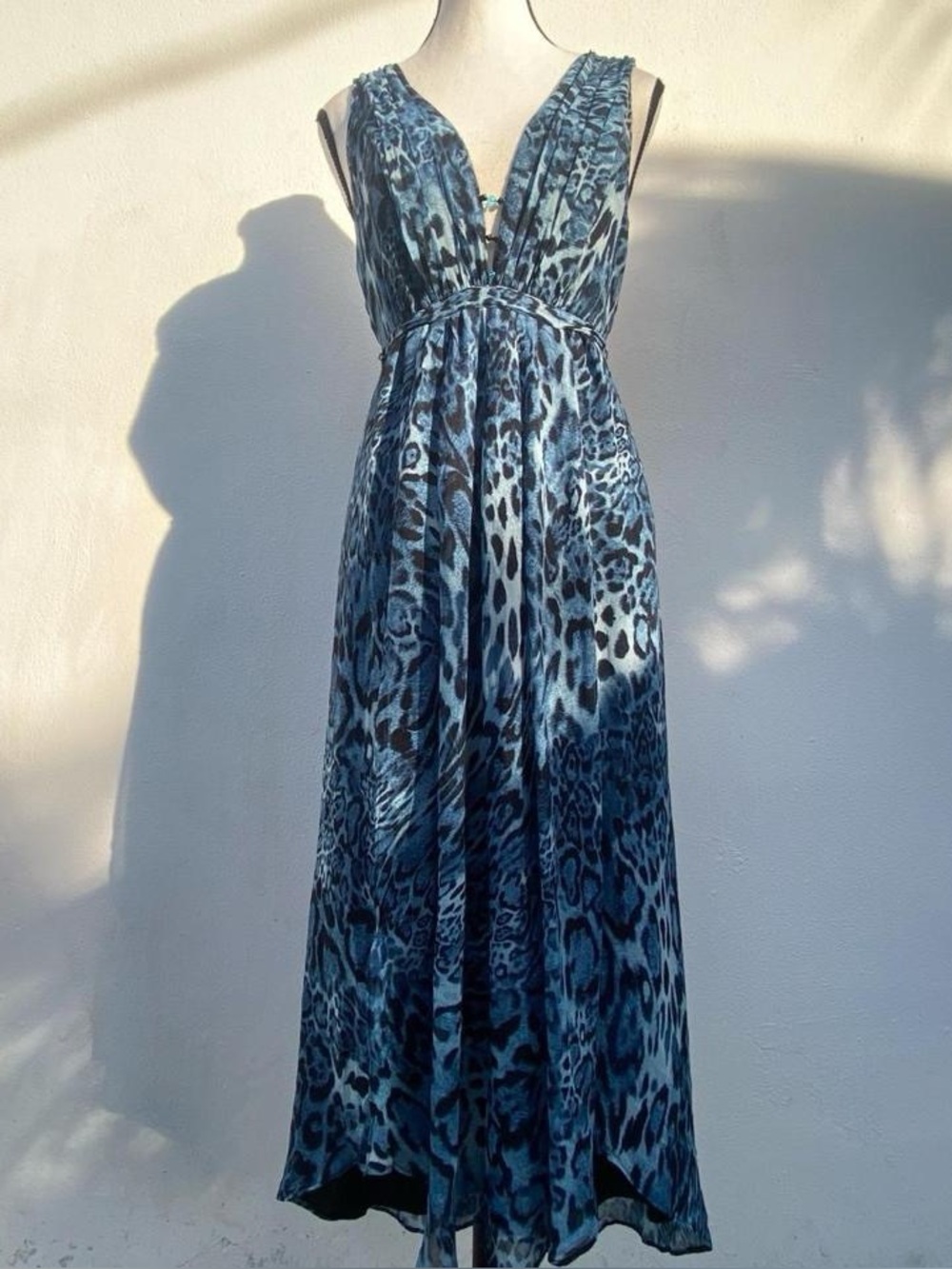 Y2K bebe 100% Silk Blue & Black Leopard Beaded V-neck Hi Lo Dress Small